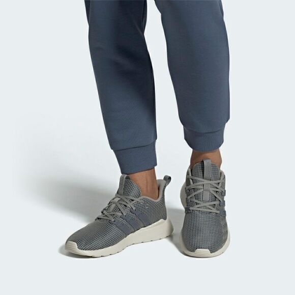 Adidas Questar Flow    - Picture 2 of 10